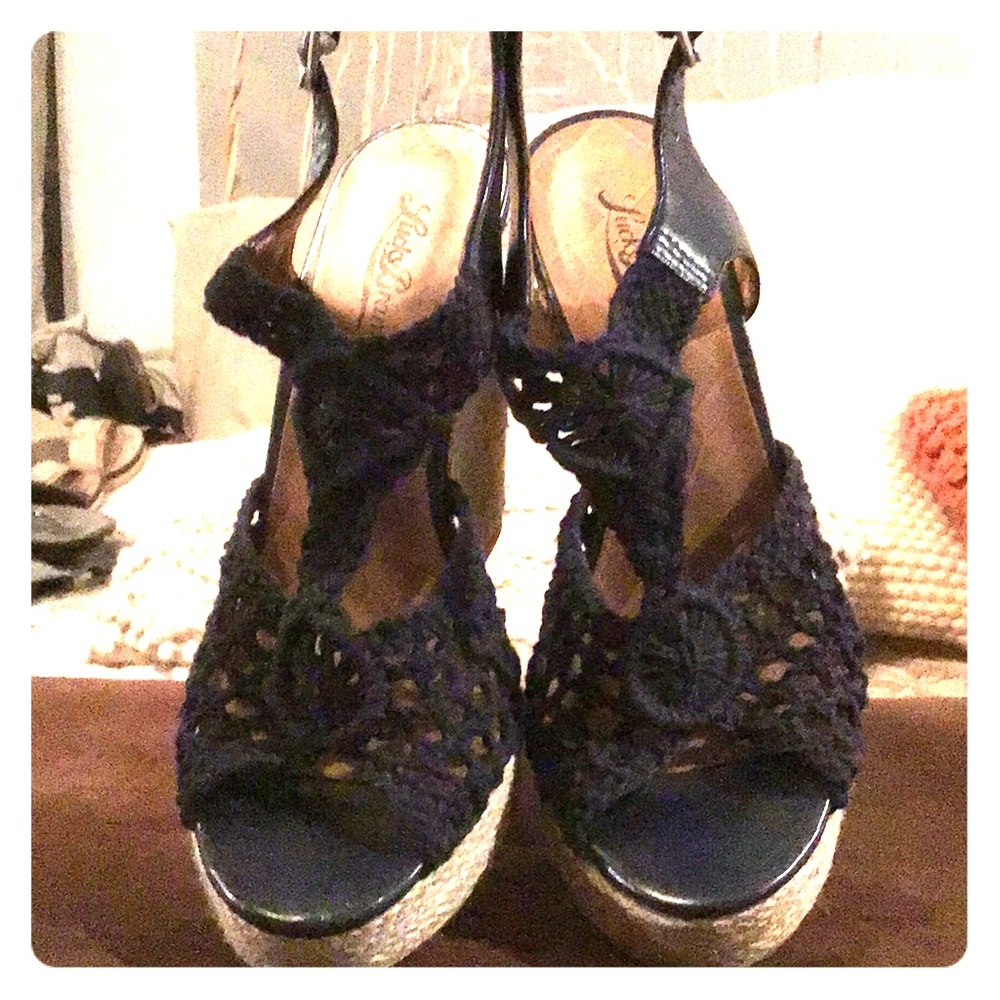 Lucky Wedges